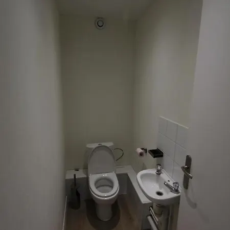 Gasthof Grande Chambre Privee Aux Pieds Des Transports